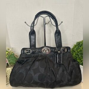 Coach shoulder bag Black Designer Women's Handbag pristine condition